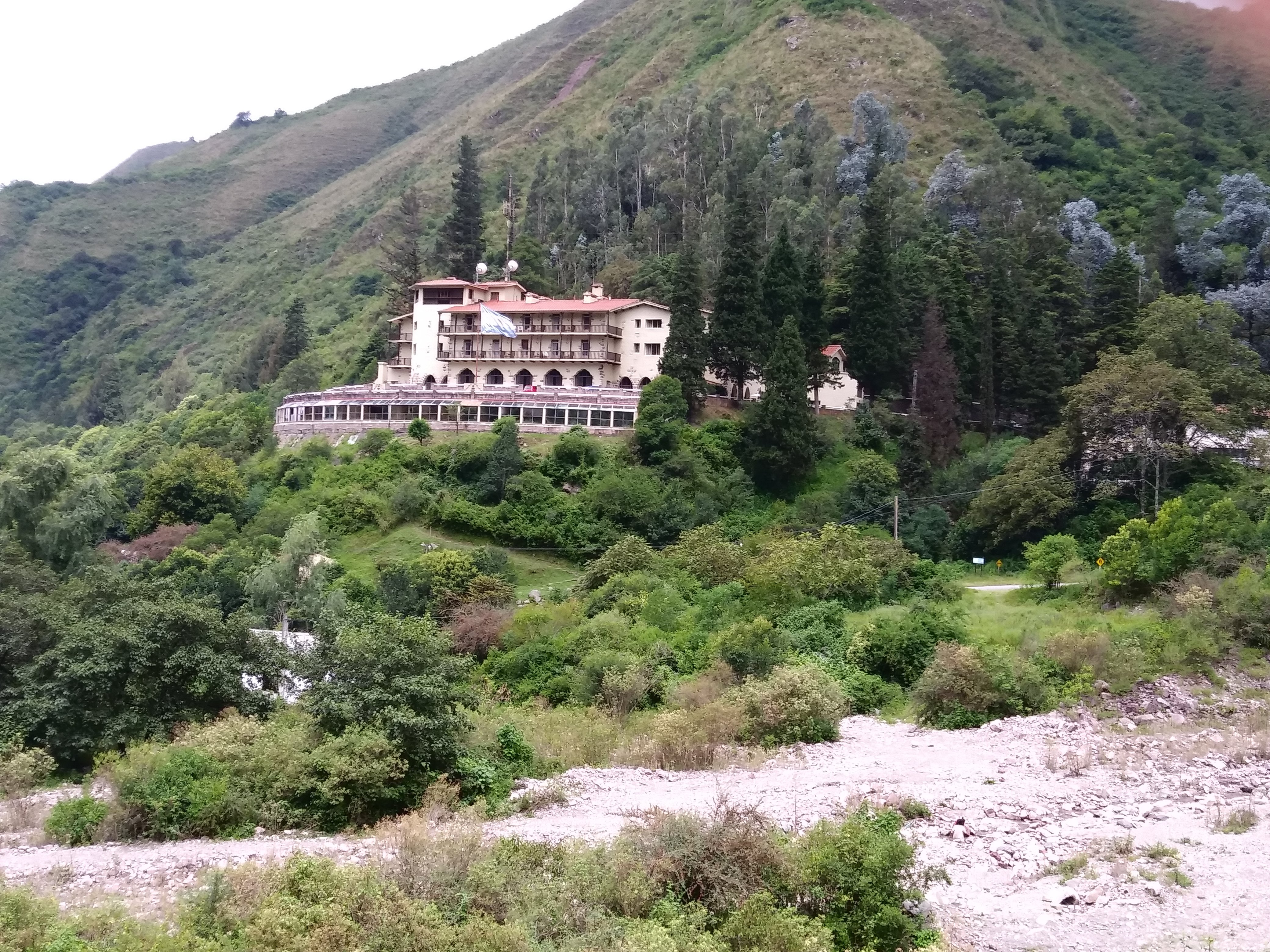 Hotel Spa Termas de Reyes-浴室