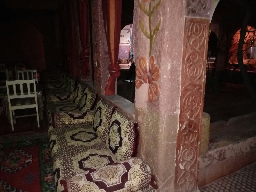 Alemdoun酒店住宿-Riad Berbeber Boutaghrar