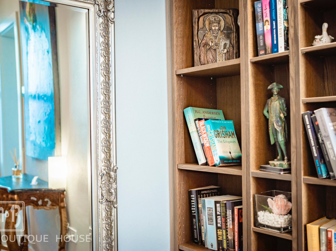 No13 Boutique House主图