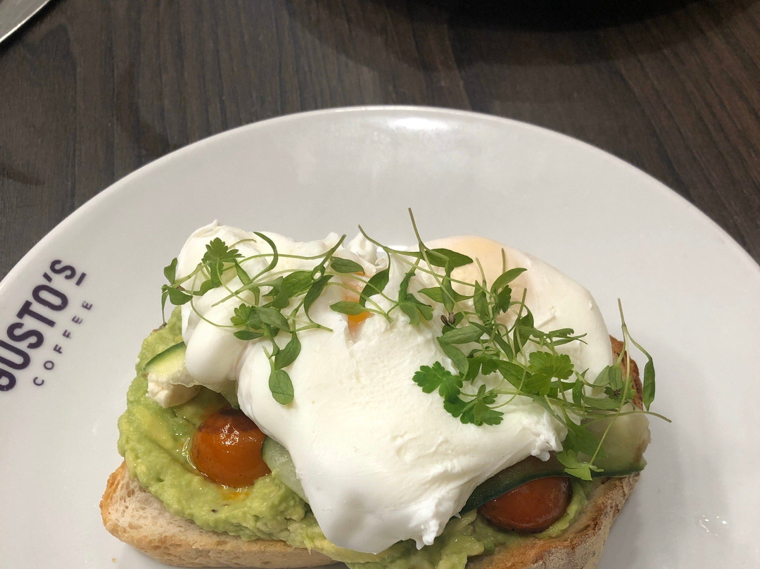 Gusto's Coffee Shop