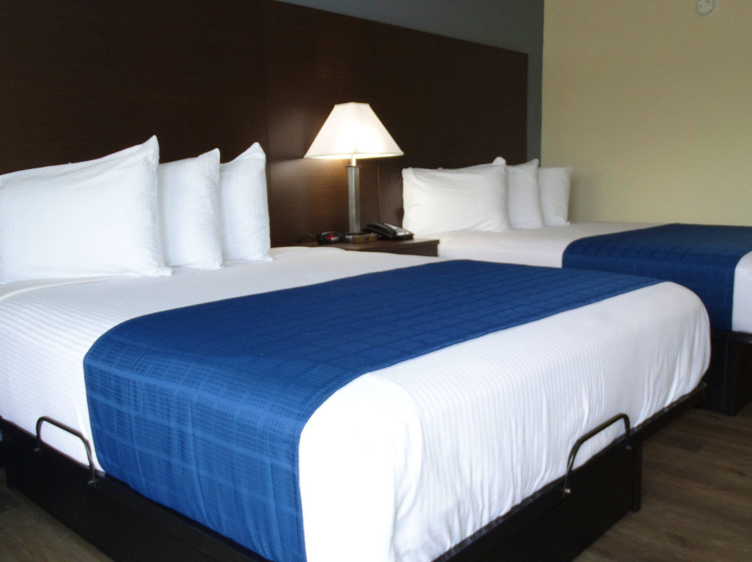 Baymont by Wyndham Ridgeland I-95主图