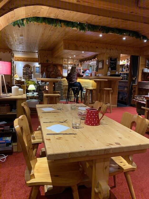 Chalet Hôtel L'Ecureuil-餐饮