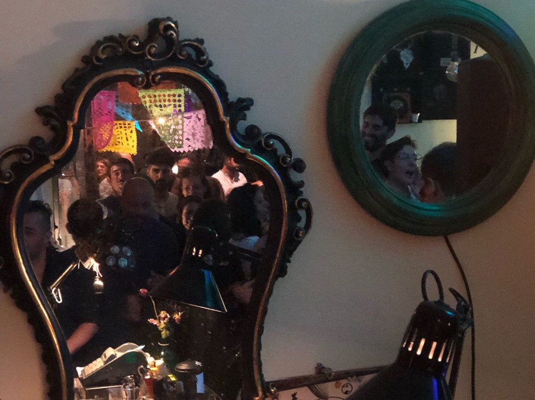 Microclima Vini & Vinili-福利尼奥必去景点