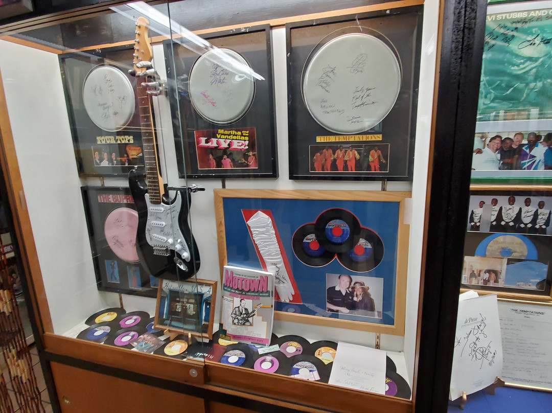 Johnny Angel's Ginchy Stuff and Music Museum景点图片