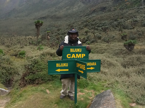 Rwenzori Mountaineering - Trekking Expeditions-温佐里山国家公园必去景点