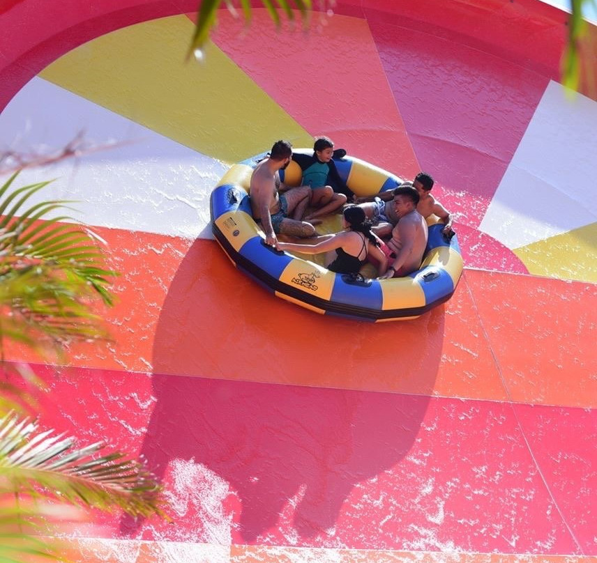 Aquatico Inbursa Waterpark景点图片
