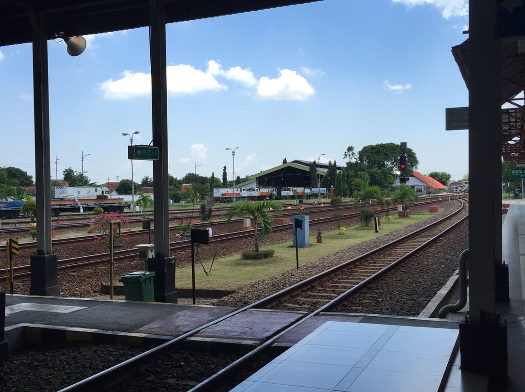 Cirebon Train Station景点图片