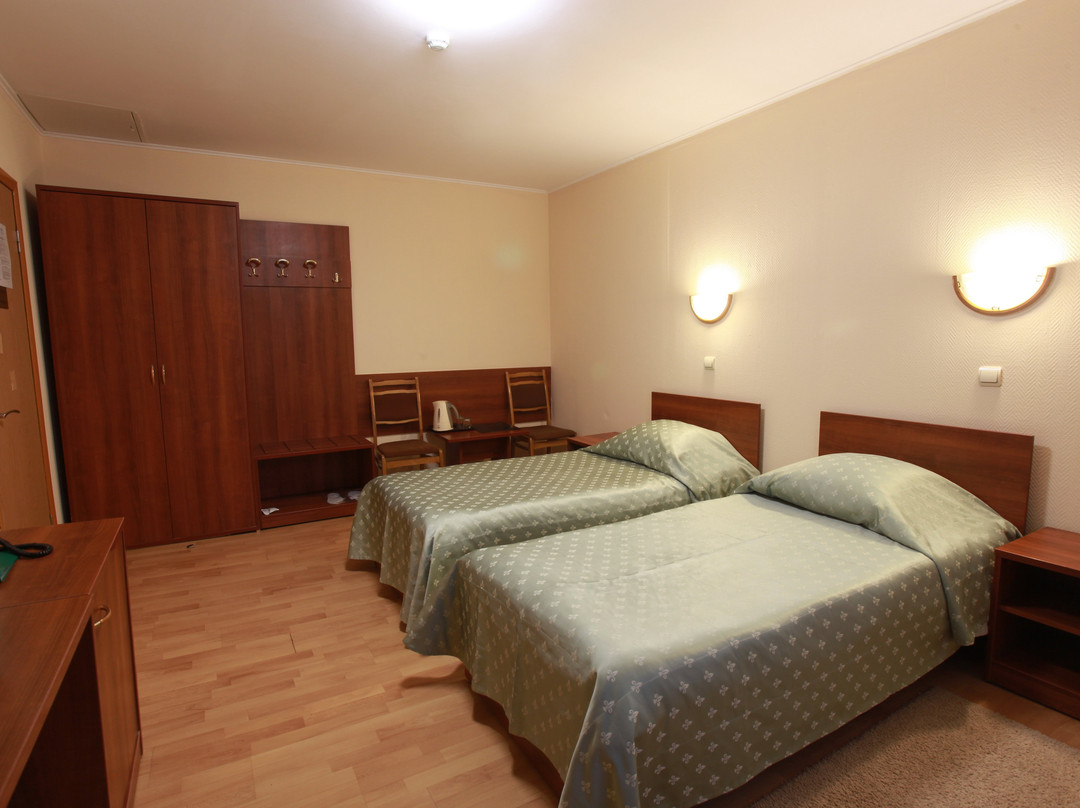 Green Park Hotel主图