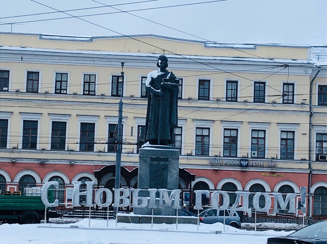Monument of Yaroslav the Wise (Mudry)景点图片