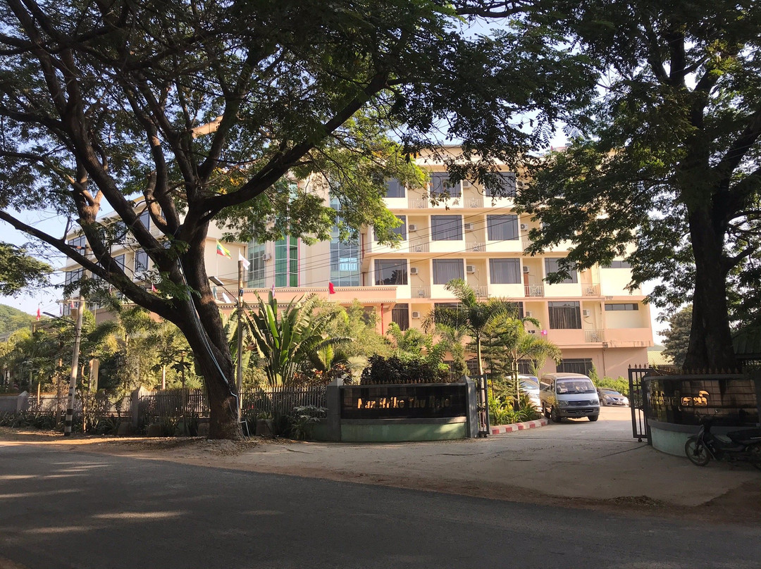 Nan Htike Thu Hotel主图