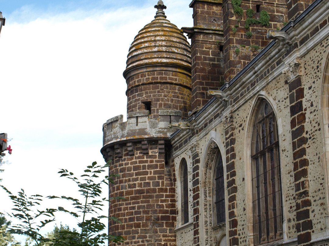 Église Saint-Pierre de Toucy景点图片