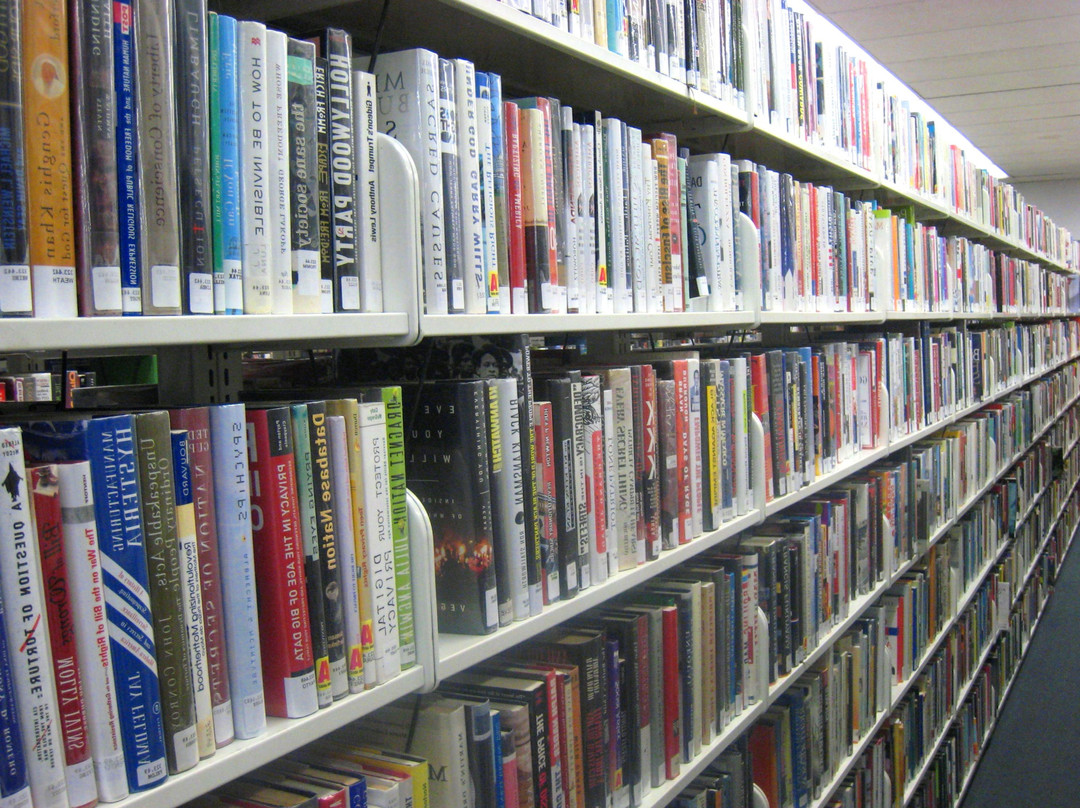 Burbank Central Library-伯班克必去景点