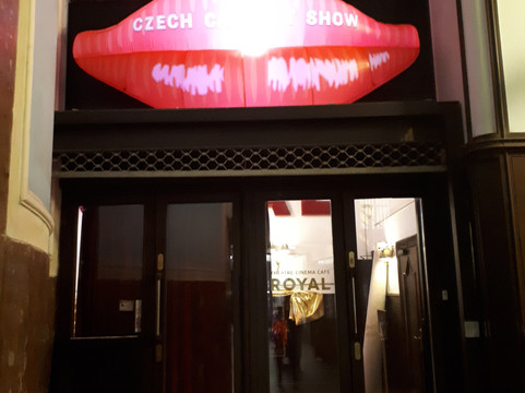 Czech Cabaret Show-布拉格必去景点