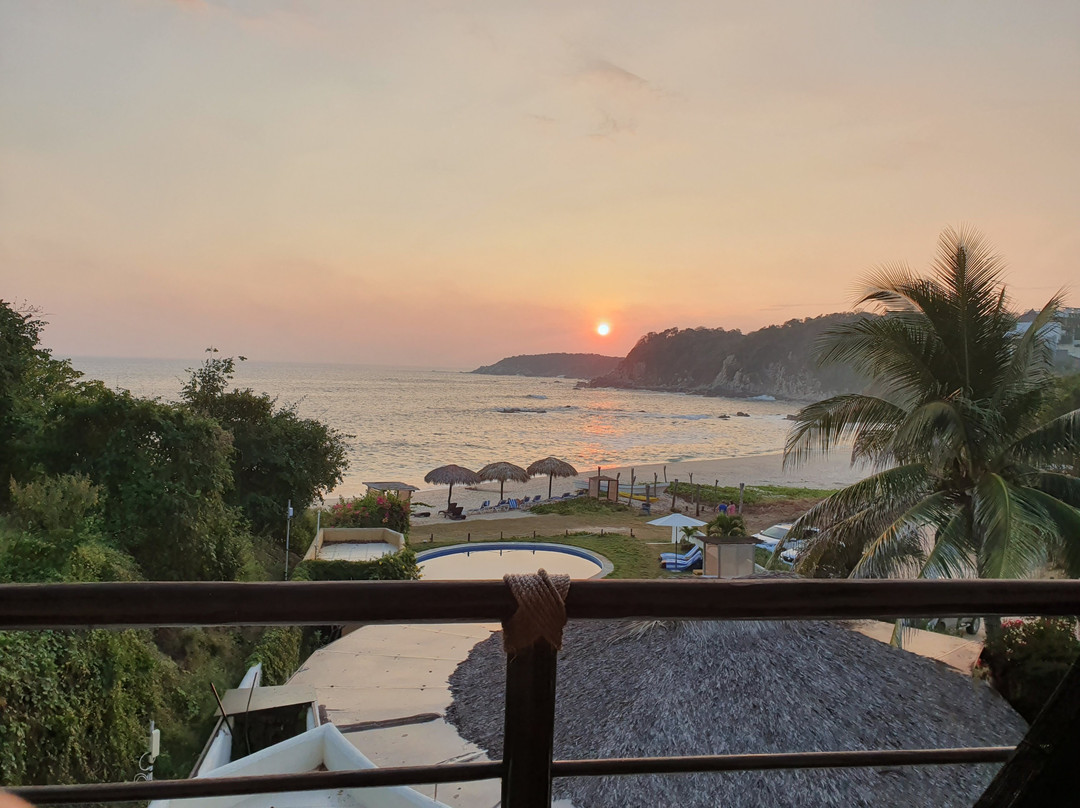 Manta Raya Hotel主图