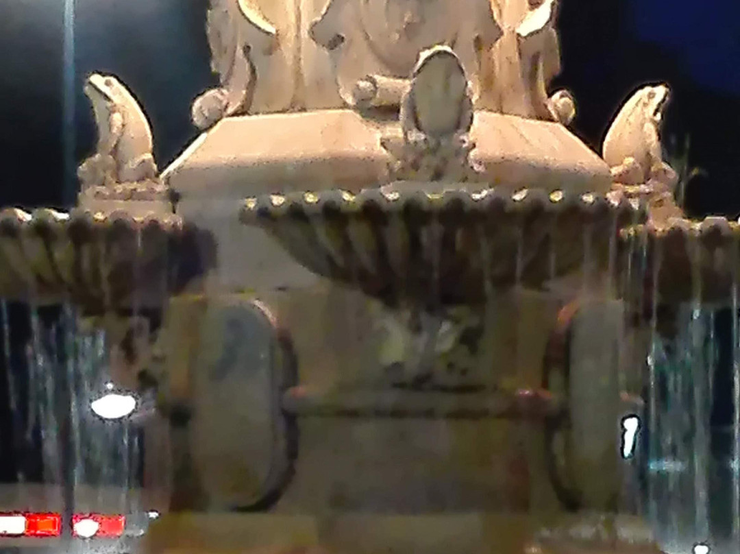 Fuente de las Ranas景点图片