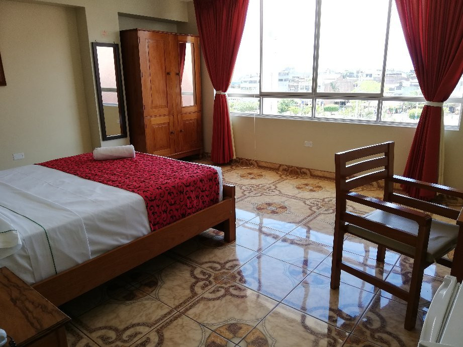 Del Castillo Plaza Hotel主图