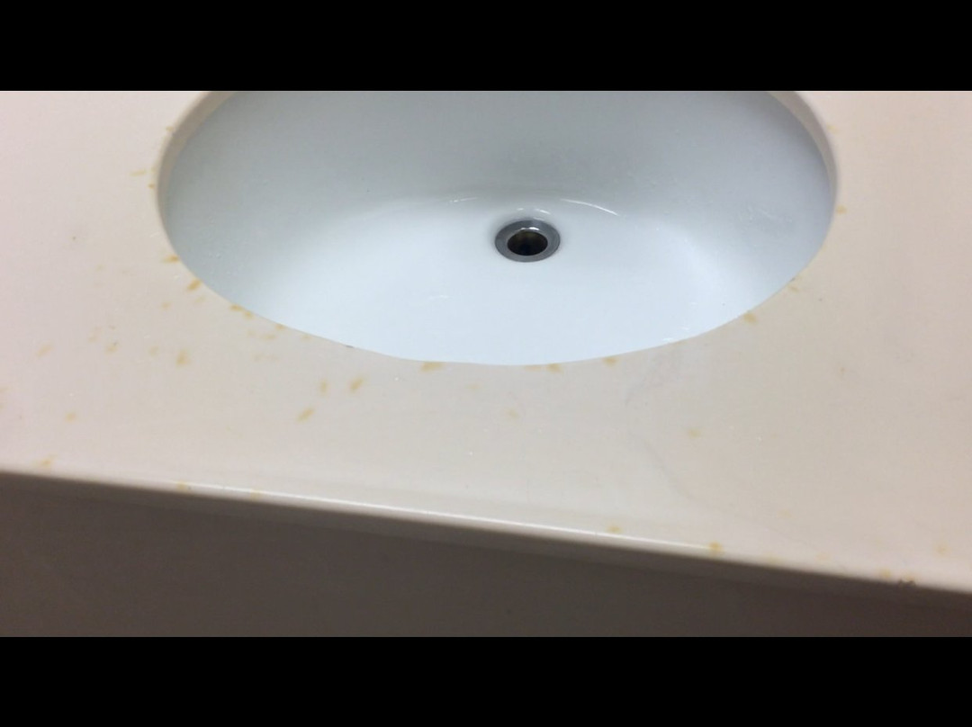 戴斯套房酒店主图