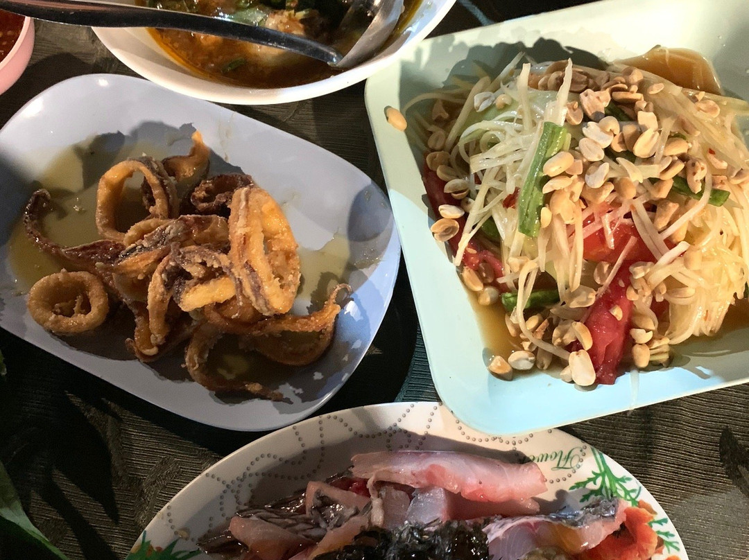 清盛餐馆和美食-Aom Kitchen