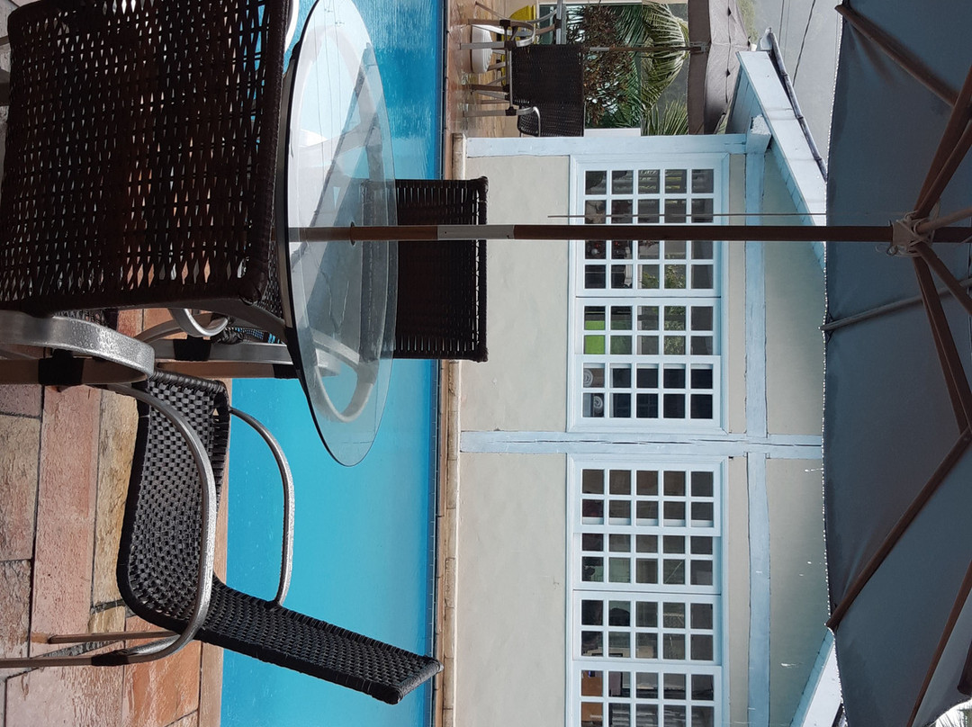 Pauba Beach Hotel主图