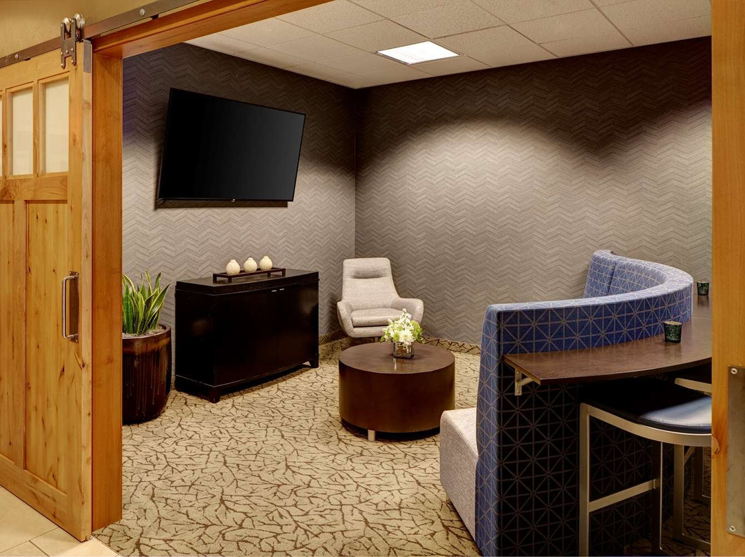 西雅图贝威尔凯悦酒店主图