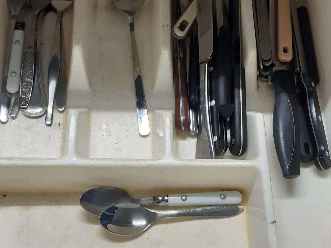 鸸鹋海滩度假酒店主图