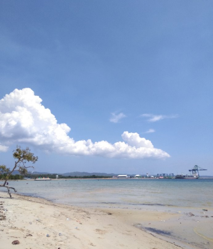 Nambo Beach景点图片