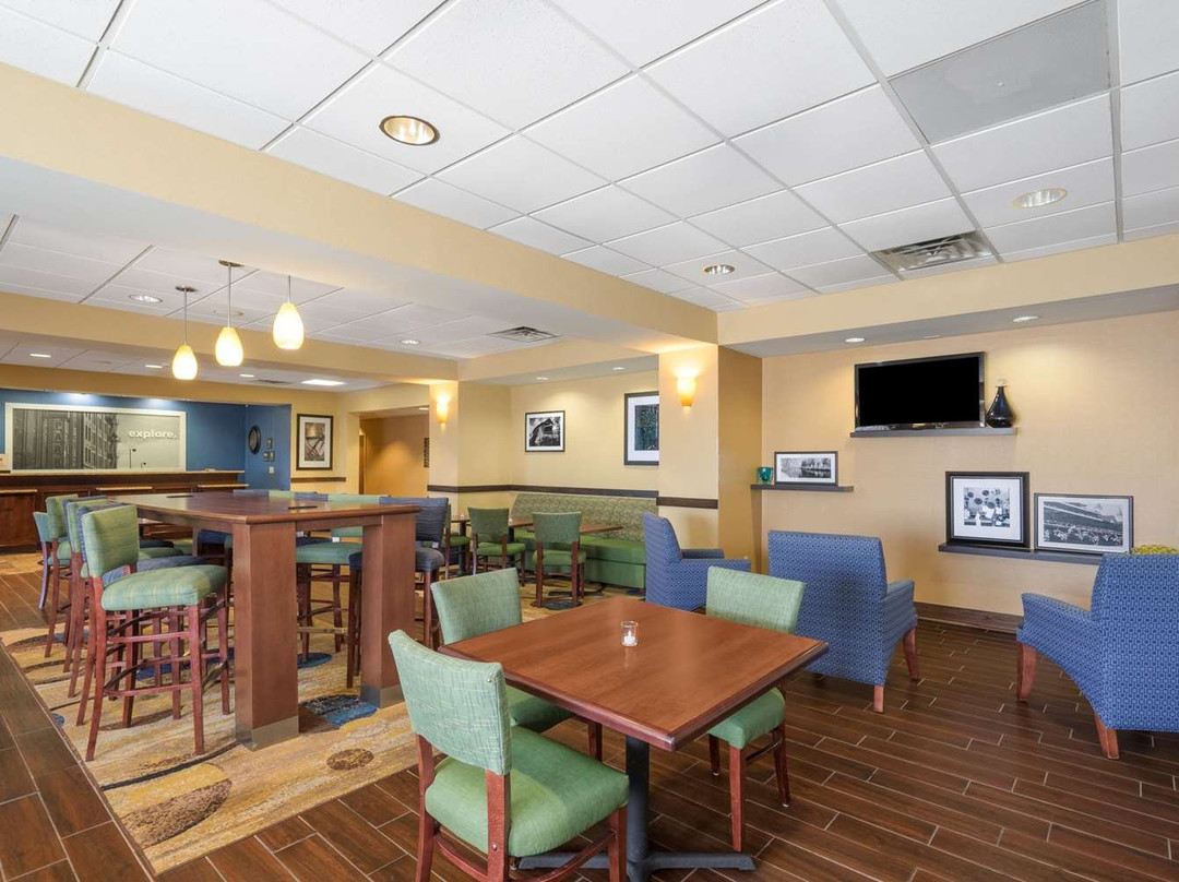 Hampton Inn Maysville主图