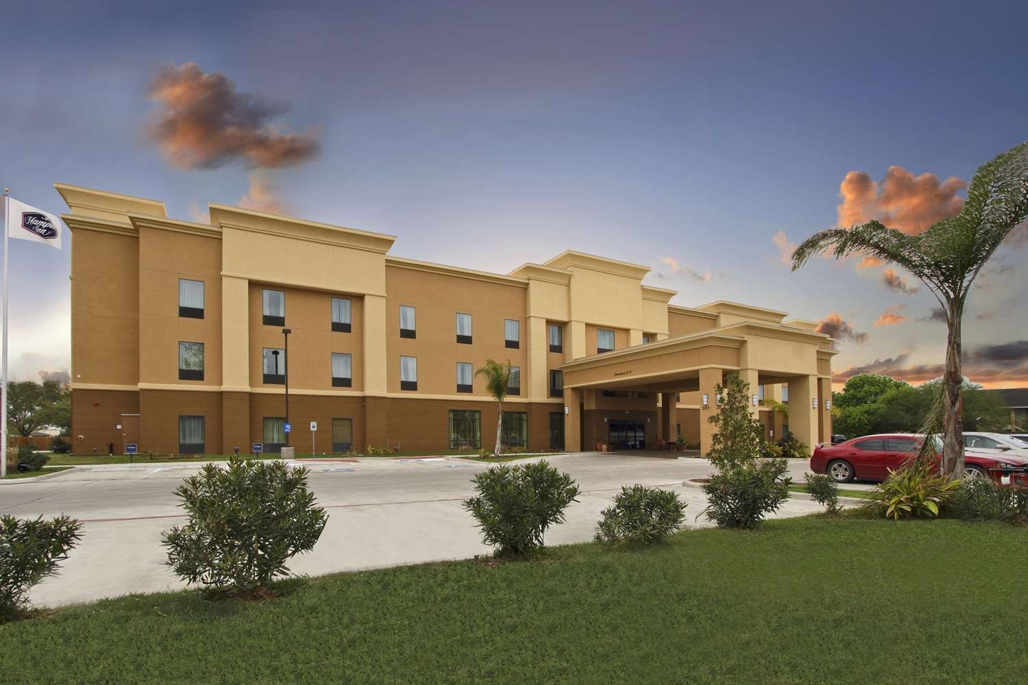 Hampton Inn Beeville-官方