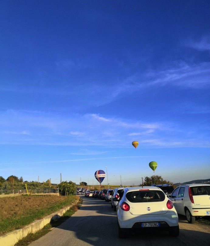 Wind & Fire Balloons景点图片