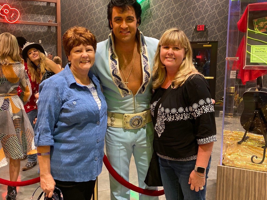 Legends in Concert OWA-弗利必去景点