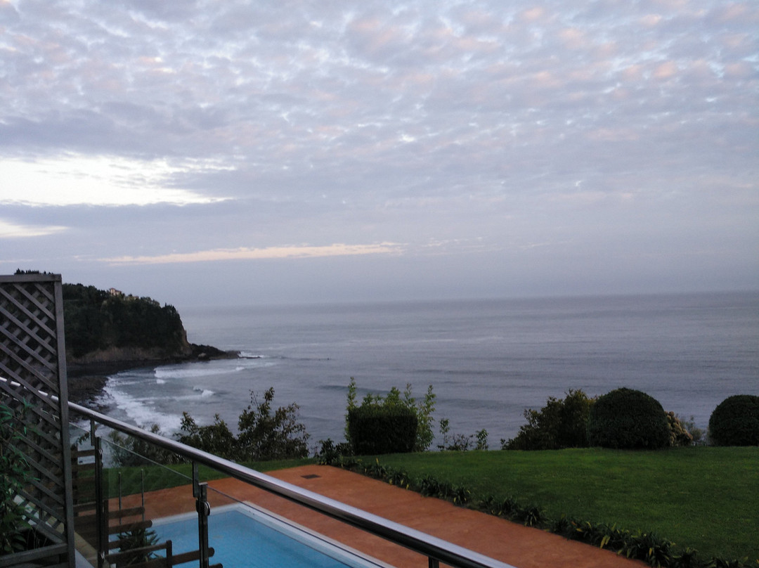 阿尔贝酒店主图