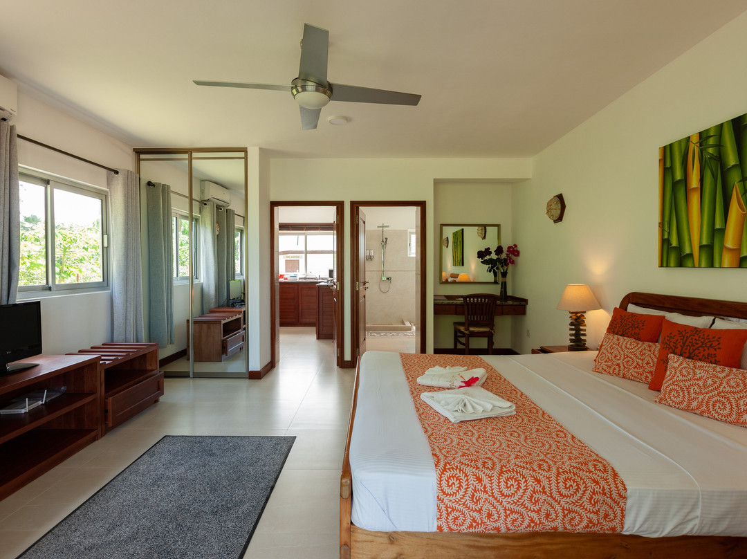 热带别墅酒店主图