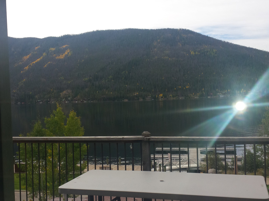 Western Riviera Lakeside Lodging主图