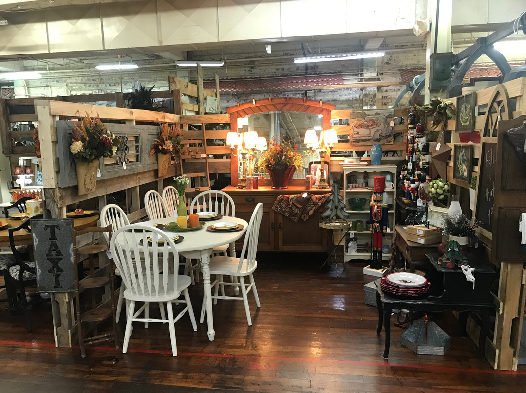 Jarfly Antique Market-Jefferson必去景点