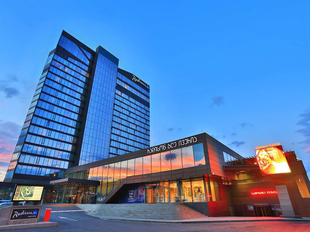 丽笙蓝标伊维利亚酒店-第比利斯主图