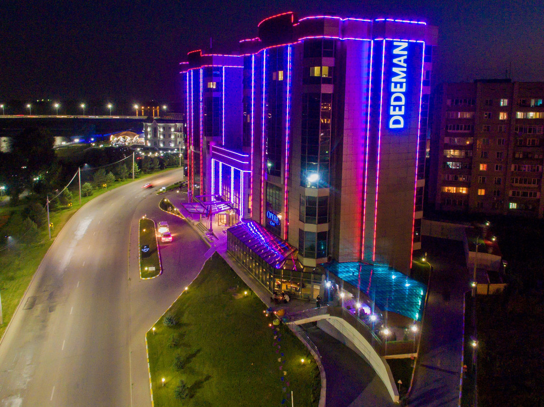 Dedeman Oskemen Tavros Hotel主图