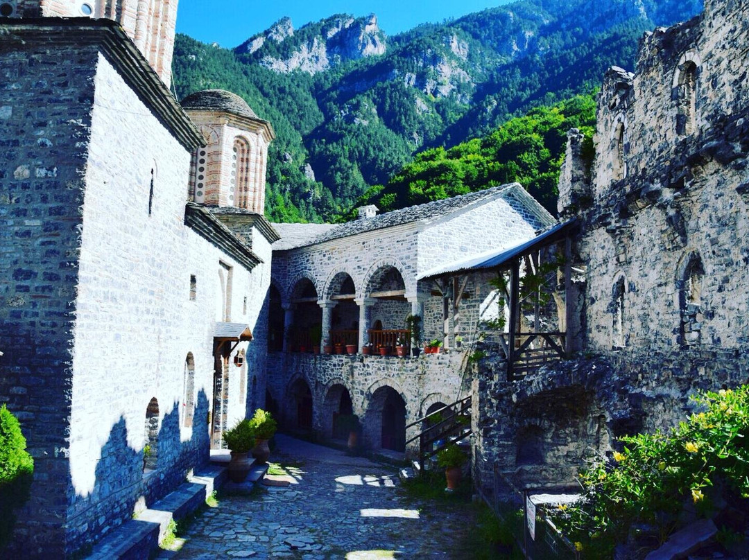 Agios Dionisios Church in Olympos景点图片