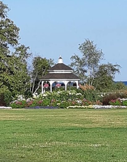 米逊点度假酒店主图