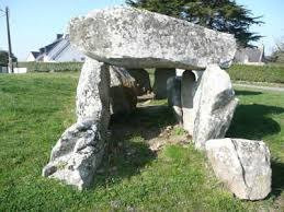 Dolmen de Kerhuen景点图片