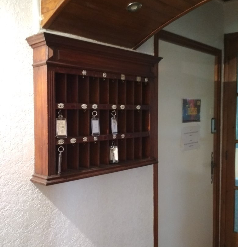 博塞茹之家酒店主图
