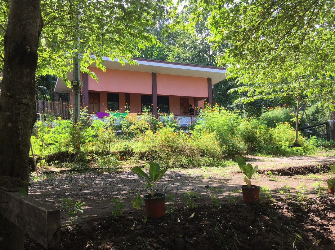 Blue Wave Tourist Inn Tibiao主图