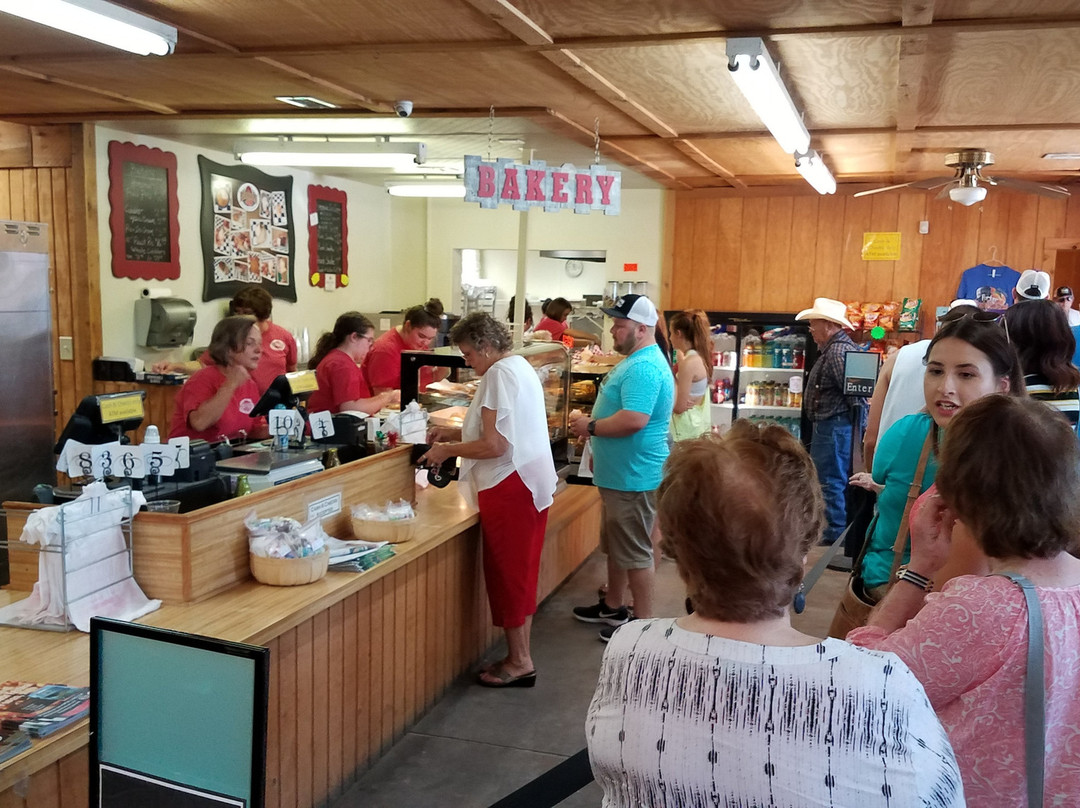 The Peach Barn Orchard & Bakery-Porter必去景点