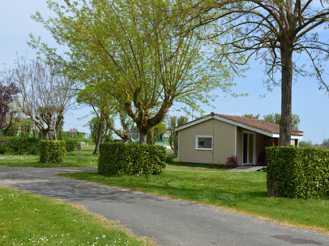 Camping Hameau de Lustrac
