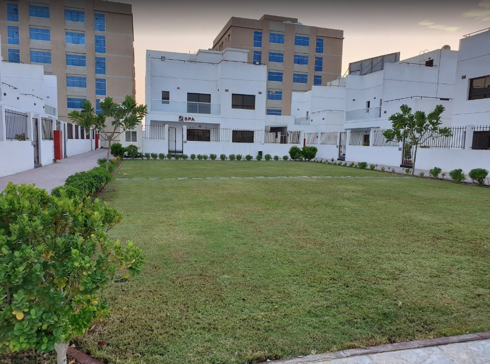 Ewan Grand Resort主图