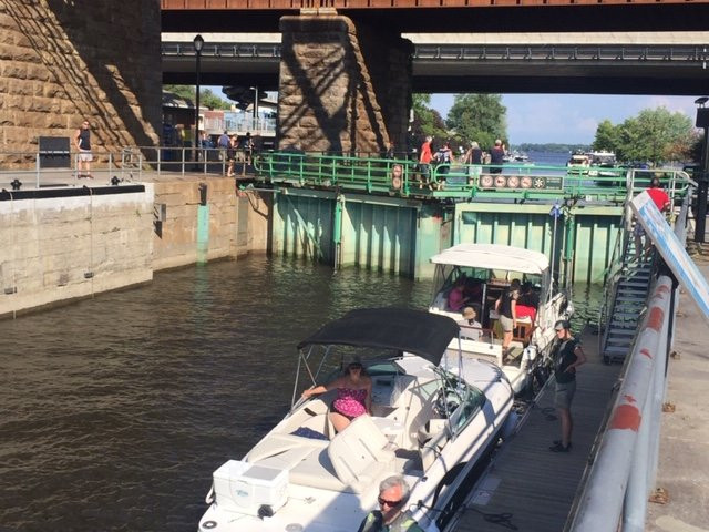 Sainte-Anne-de-Bellevue Canal-Sainte-Anne-de-Bellevue必去景点