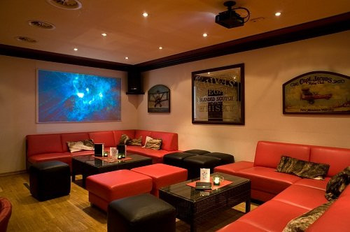 BAR 57 im Riezler Hof-赫伊兹棱必去景点