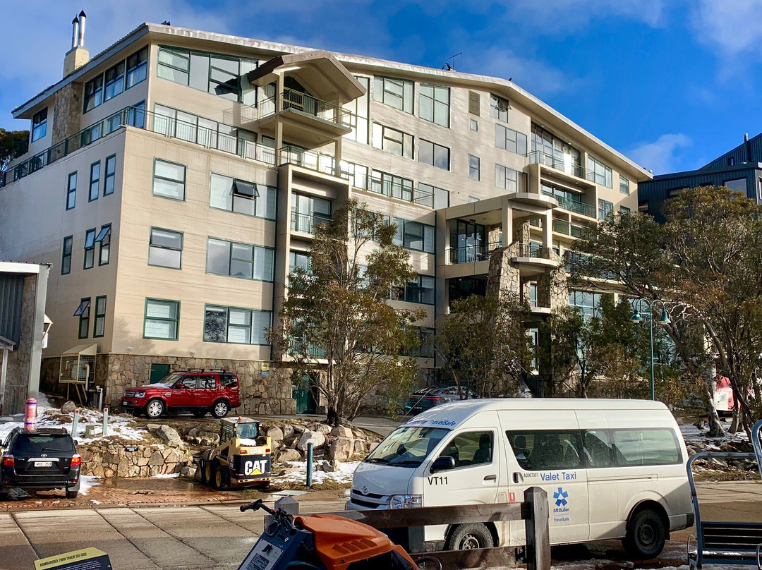 Mt Buller Chalet Hotel & Suites主图