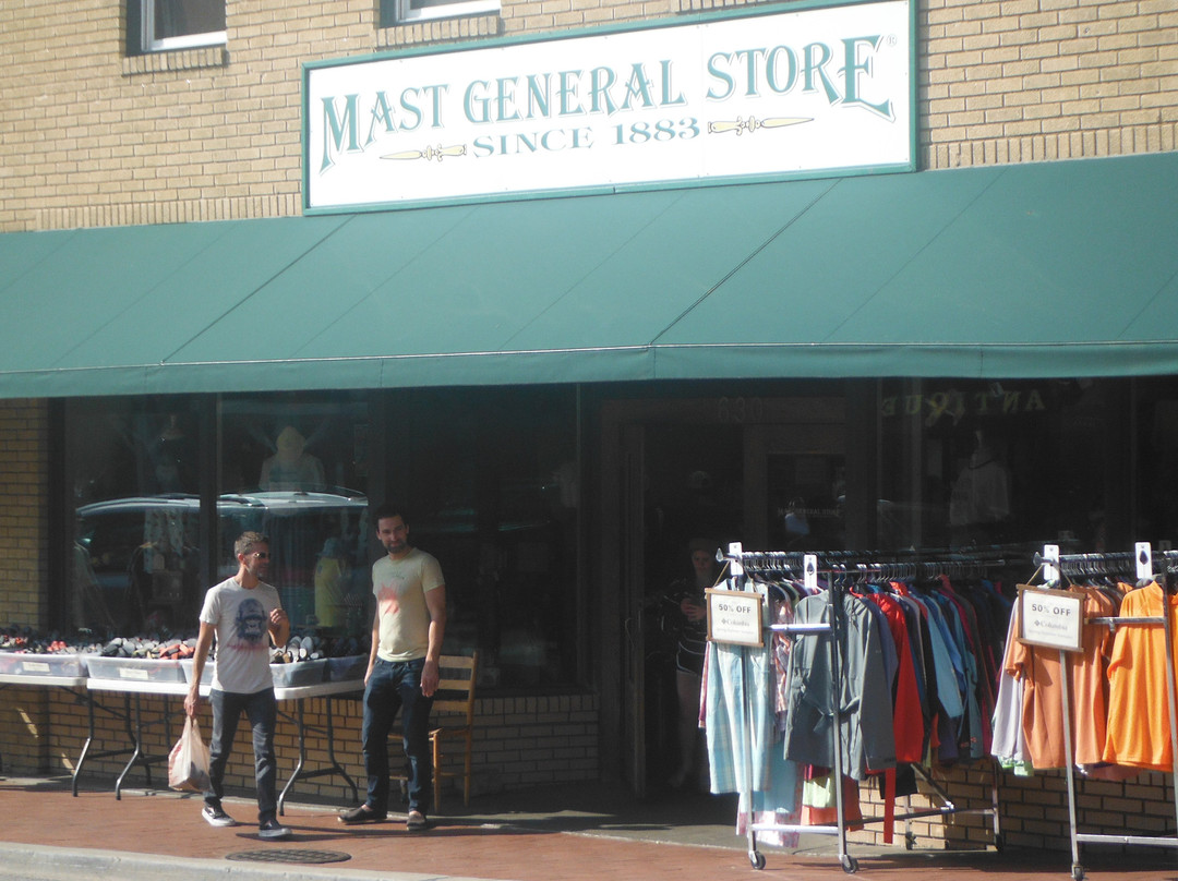 Mast General Store Old Boone Mercantile景点图片