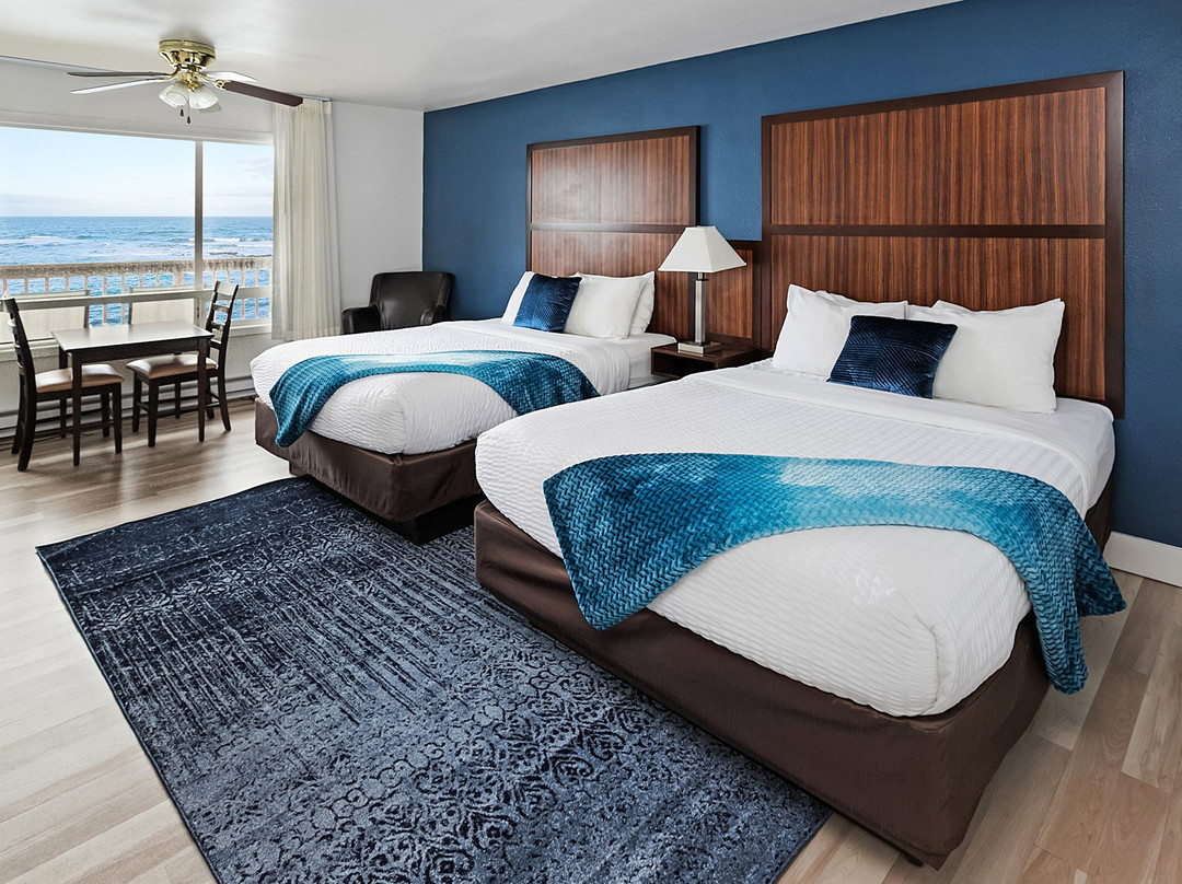 Clarion Inn Surfrider Resort主图