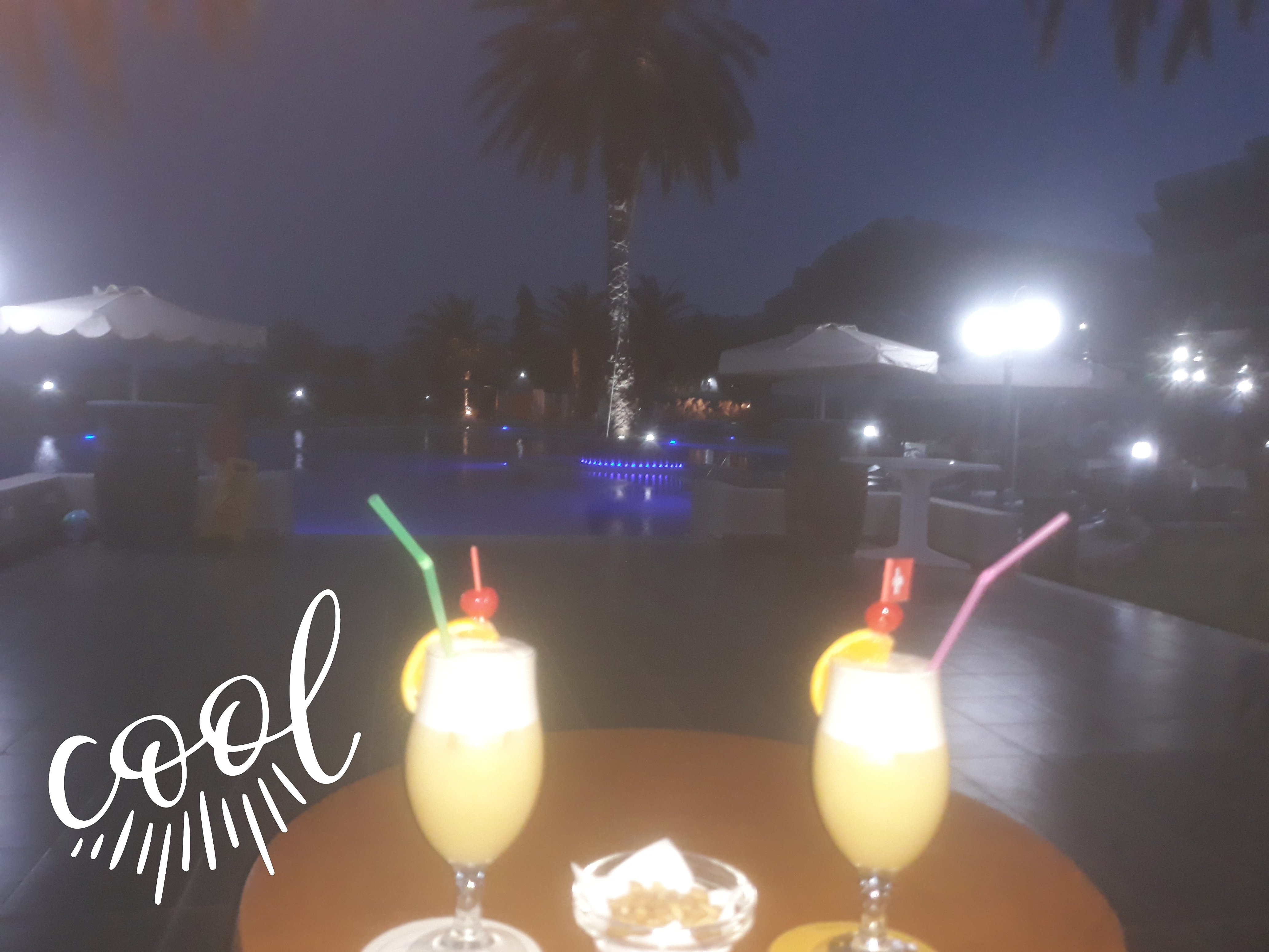 Cathrin Hotel-泳池